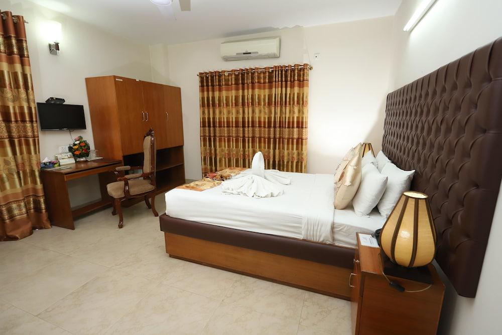 Dhaka Golden Inn - Banani'Lakeside Buitenkant foto
