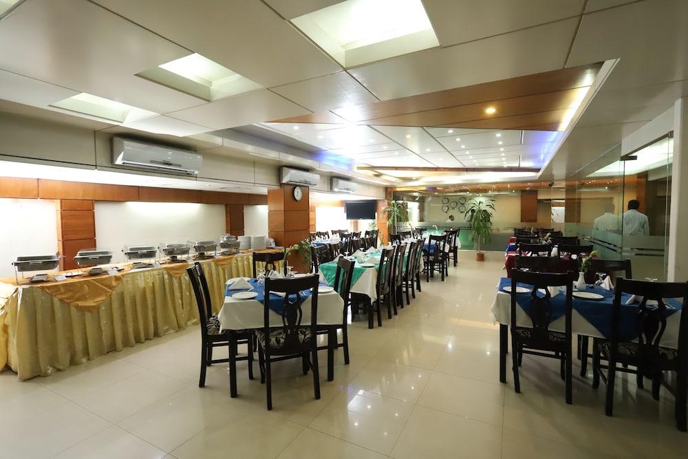Dhaka Golden Inn - Banani'Lakeside Buitenkant foto
