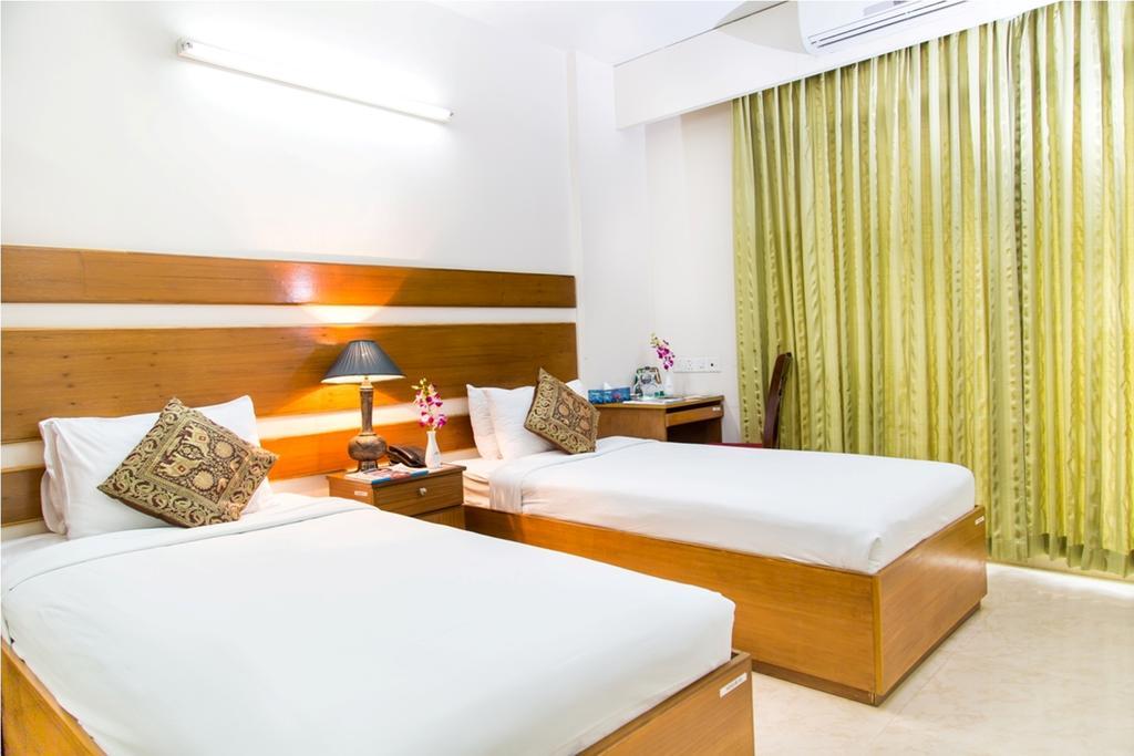 Dhaka Golden Inn - Banani'Lakeside Buitenkant foto