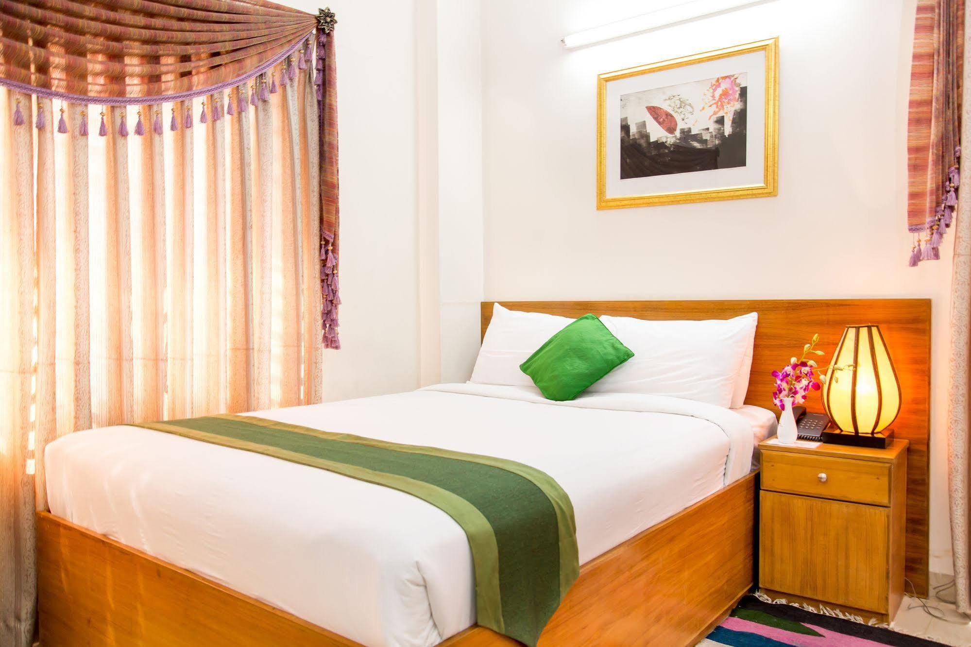 Dhaka Golden Inn - Banani'Lakeside Buitenkant foto
