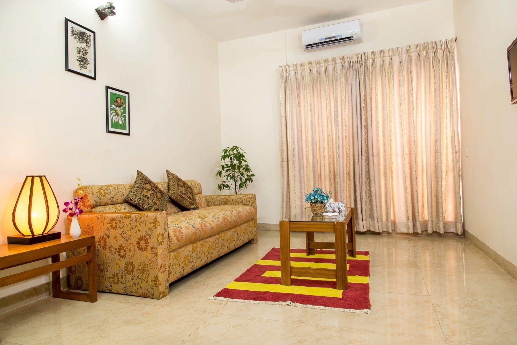 Dhaka Golden Inn - Banani'Lakeside Buitenkant foto