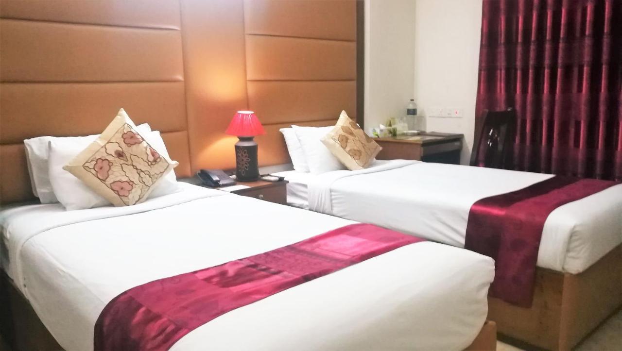 Dhaka Golden Inn - Banani'Lakeside Buitenkant foto